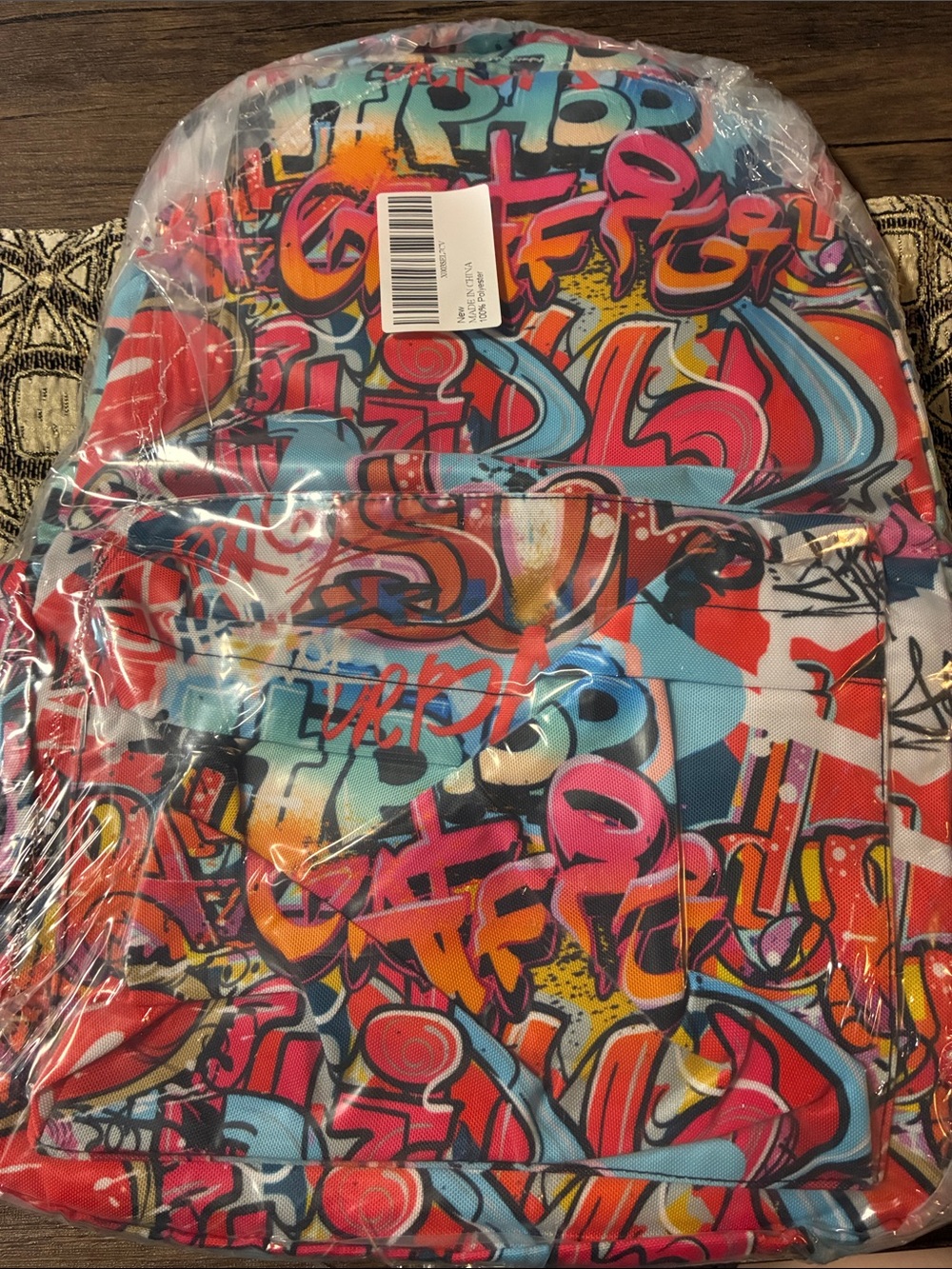 Graffiti Backpack 🎒 - Picture 1 of 5